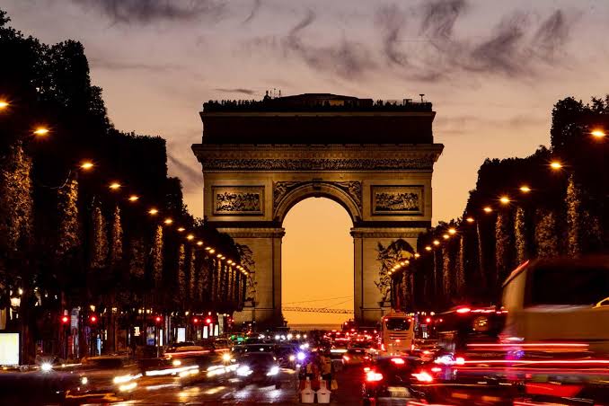 Arc de Triomphe.jpg